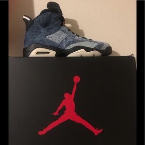 Jordan’s 6 retro size 8
